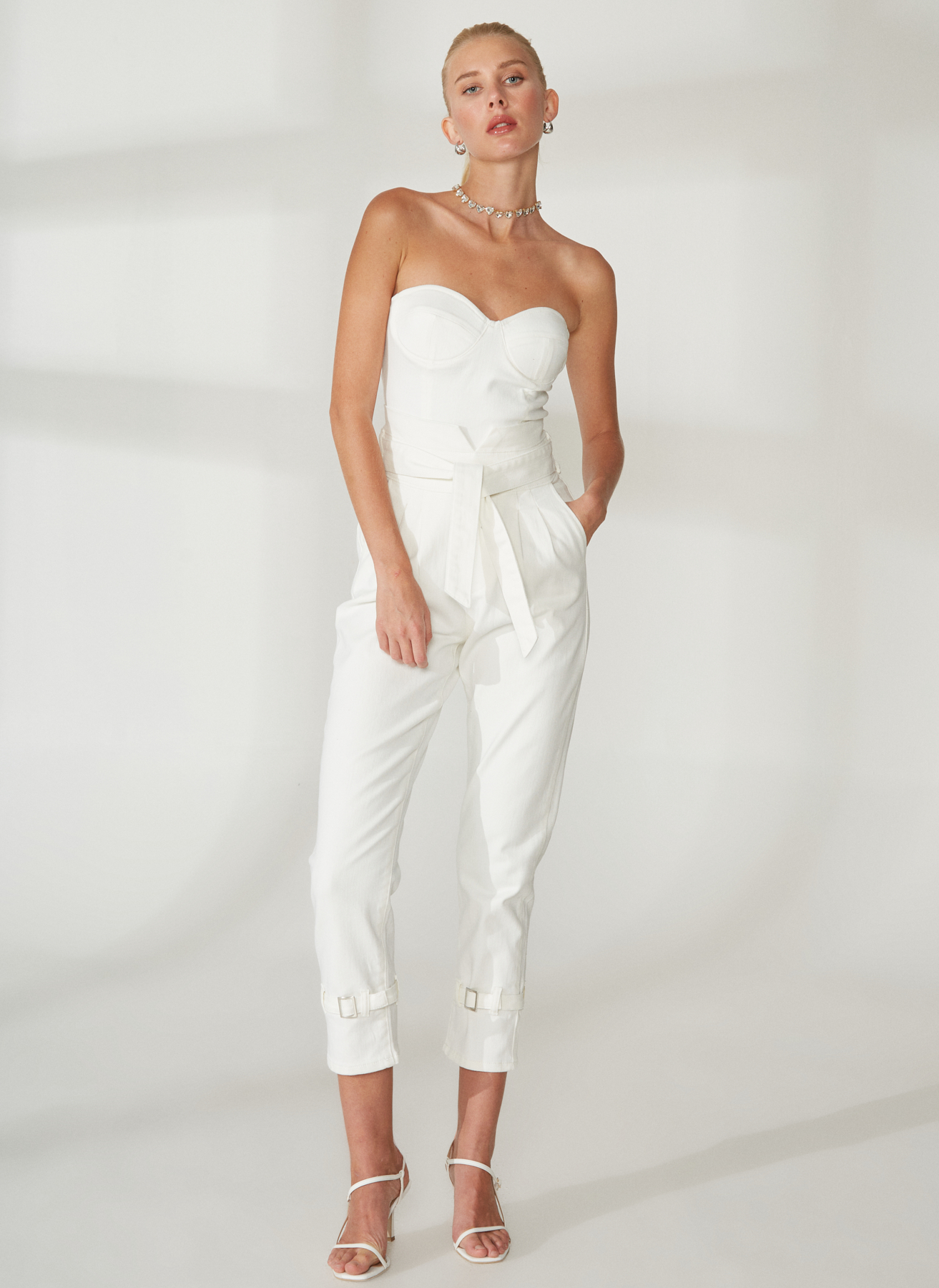 RG-702 Straplez beyaz denim tulum